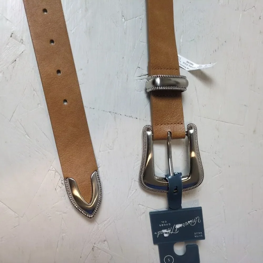 NEW Universal Thread Women's Brown Adjustable Waist Belt S Silver Buckle